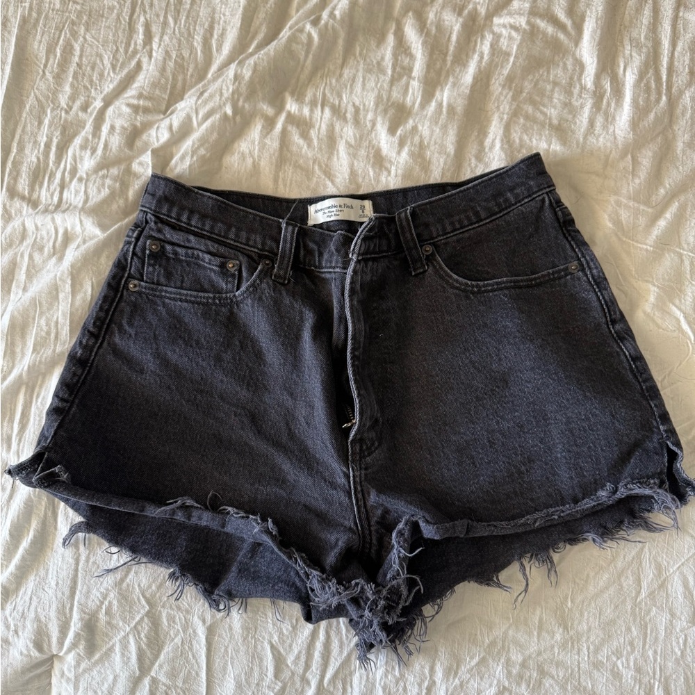 Abercrombie & Fitch HR Mom Shorts
